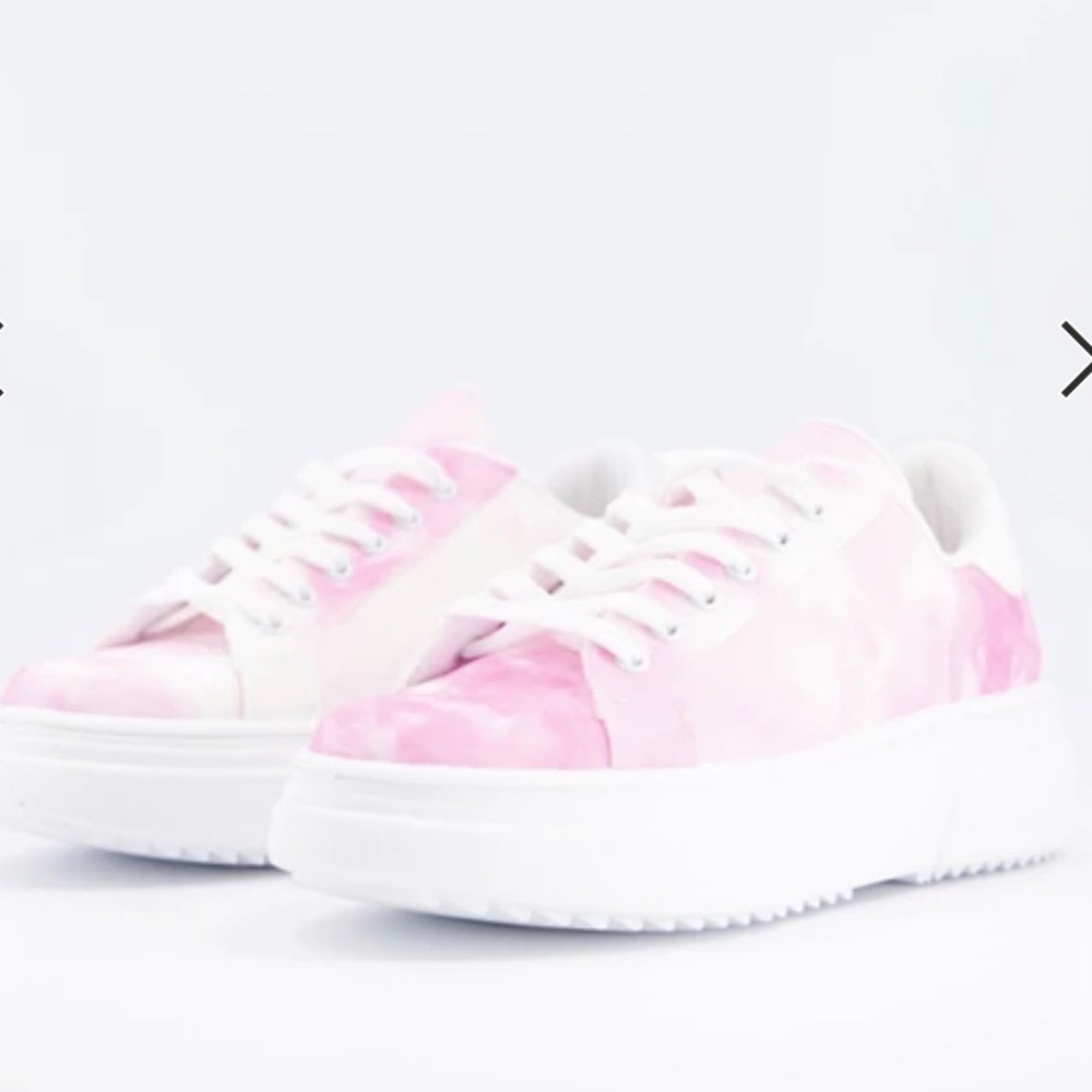 ASOS DESIGN sneakers
